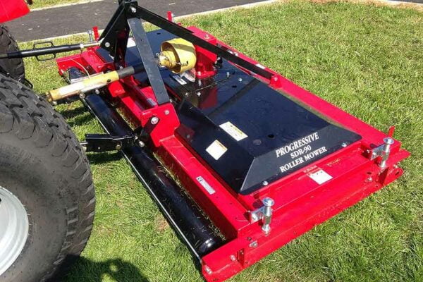 Progressive SDR-90 three-point hitch circlemower with rollers