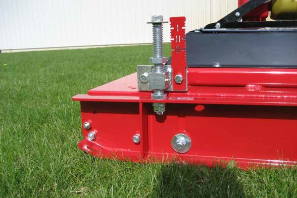 Progressive SDR-90 three-point hitch circlemower with rollers